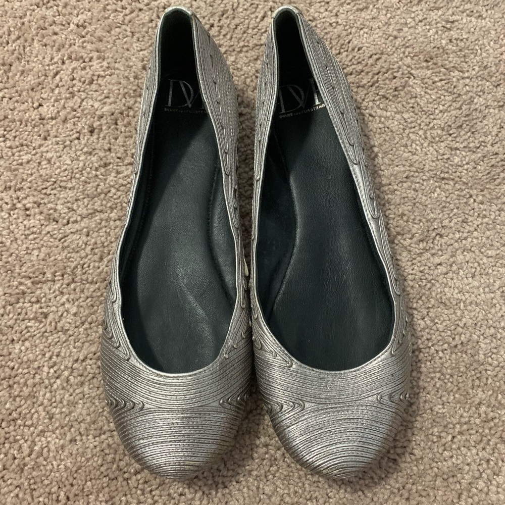 Diane Von Furstenberg Silver Flats